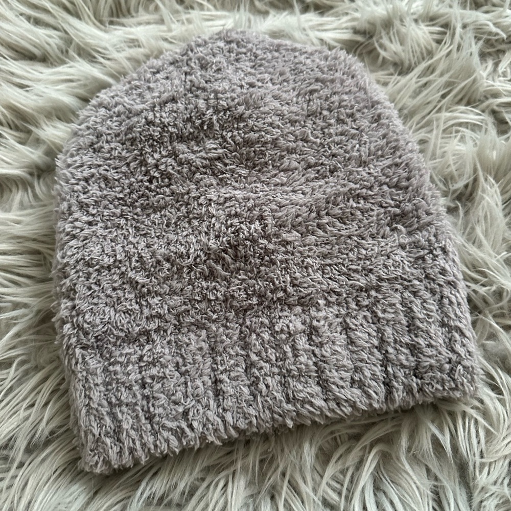 Barefoot dreams cozy chic winter hat in grey